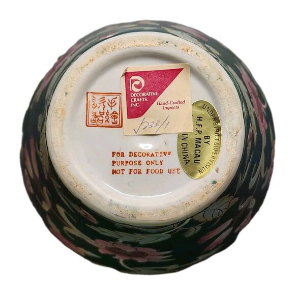 Vintage Porcelain Chinese Macau Vase Green with Pink Floral Design 10" Numbered - Picture 6 of 8